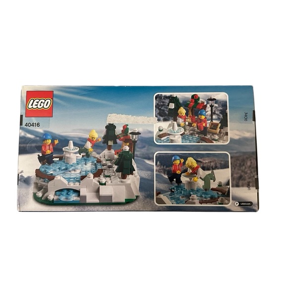 LEGO Ice Skating Rink (40416) 304 pcs - Limited Edition - NEW - Picture 2 of 6